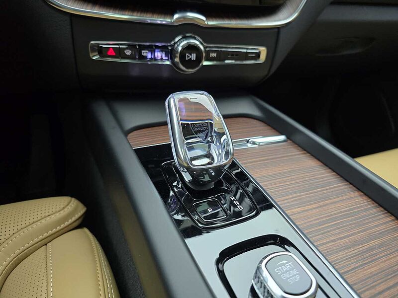 Volvo  Ultra, B5 AWD 마일드 하이브리드, 가솔린, 브라이트
