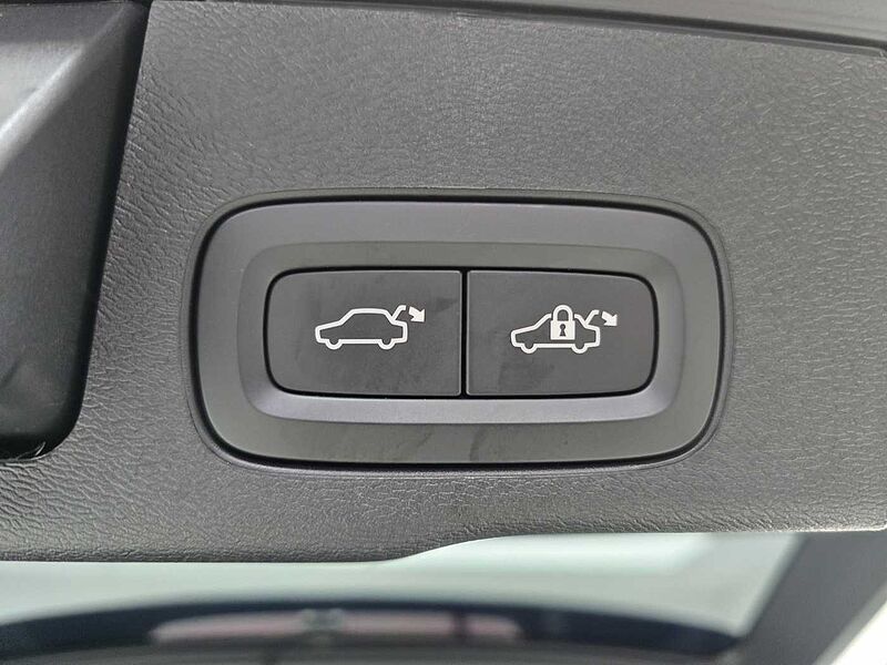 Volvo  Ultimate, B6 AWD 마일드 하이브리드, 가솔린, 브라이트