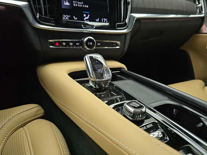Volvo Inscription, B6 AWD (300 hp) aut