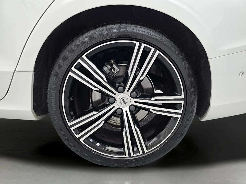 Volvo Inscription, B5 mild hybrid