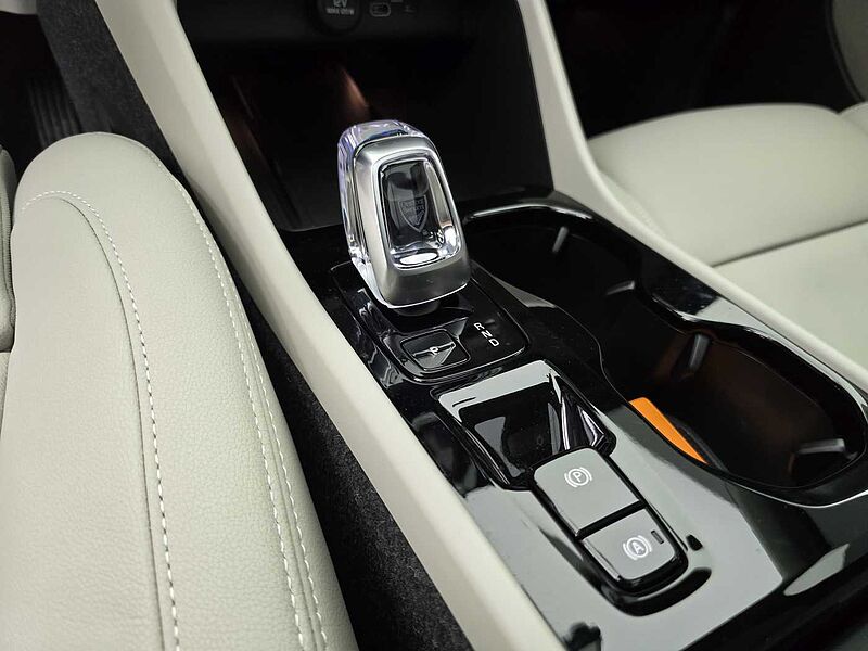 Volvo  Ultra, B4 AWD 마일드 하이브리드, 가솔린, 브라이트