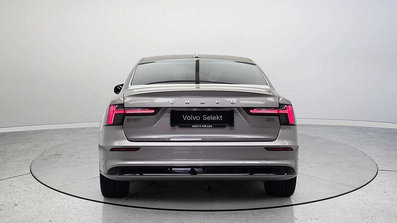 Volvo  Ultra, B5 마일드 하이브리드, 가솔린, 다크