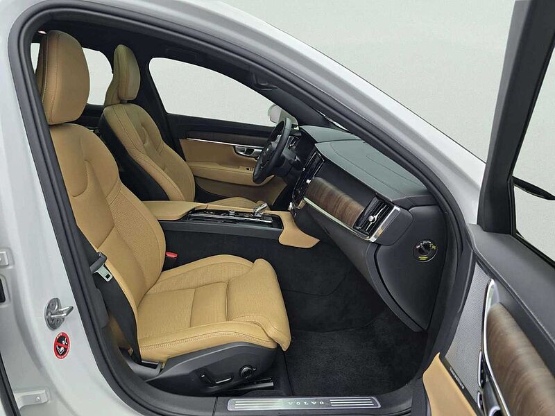Volvo  Ultimate, B6 AWD 마일드 하이브리드, 가솔린, 브라이트