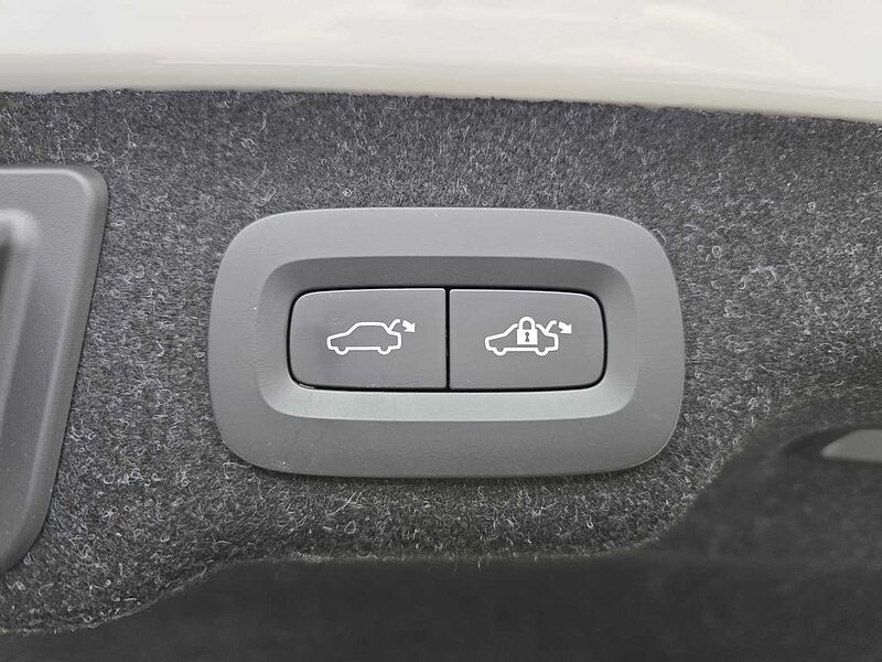 Volvo  Ultimate, B6 AWD 마일드 하이브리드, 가솔린, 브라이트