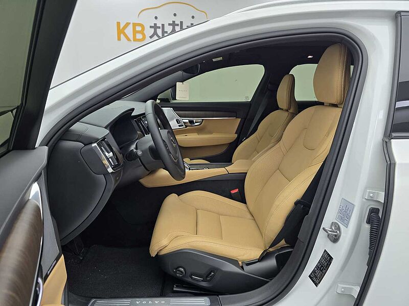 Volvo Ultra, B5 AWD 마일드 하이브리드, 가솔린, 브라이트