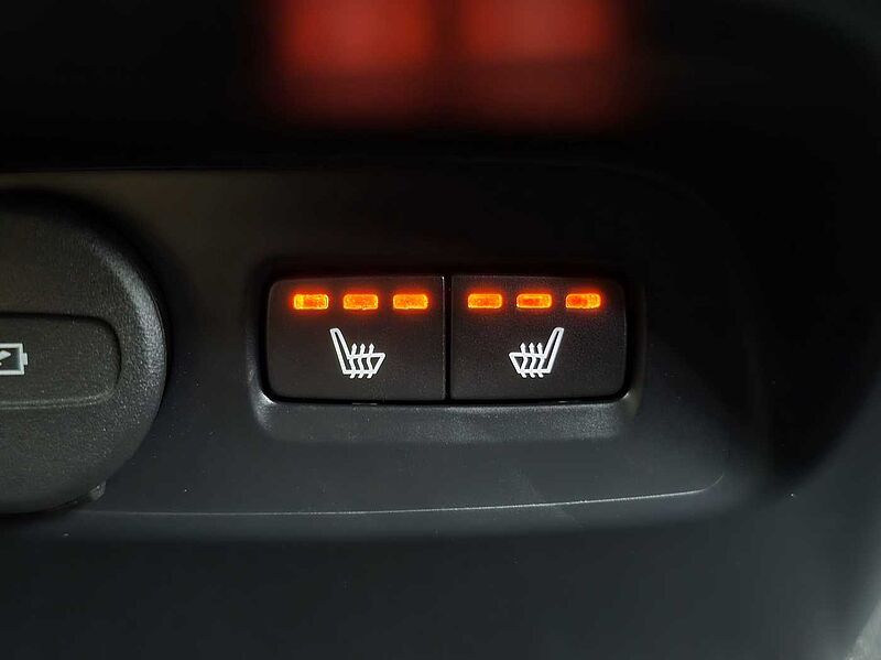 Volvo  Inscription, B4 AWD Momentum