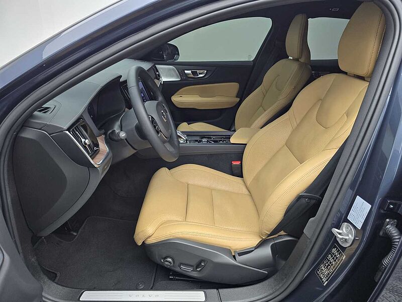 Volvo Ultimate, B5 마일드 하이브리드, 가솔린, 브라이트