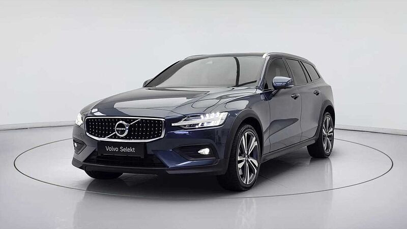 Volvo CC B5 AWD PRO