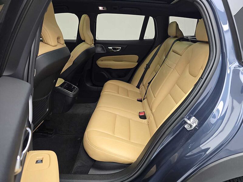 Volvo CC B5 AWD PRO