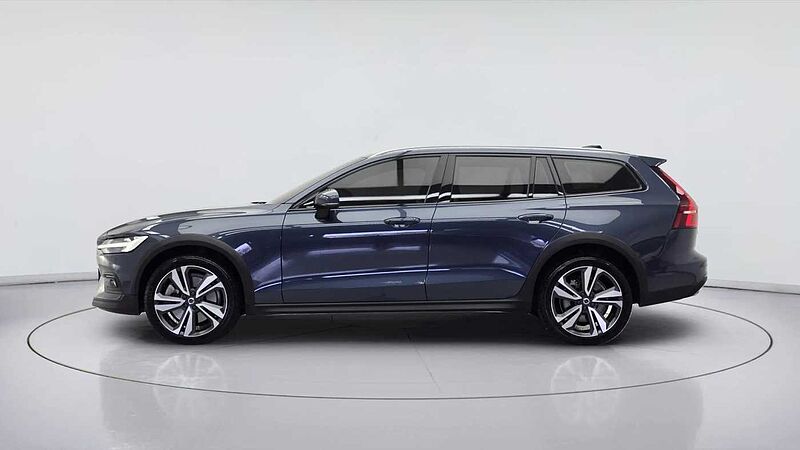 Volvo CC B5 AWD PRO