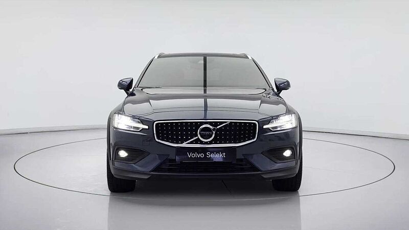Volvo CC B5 AWD PRO