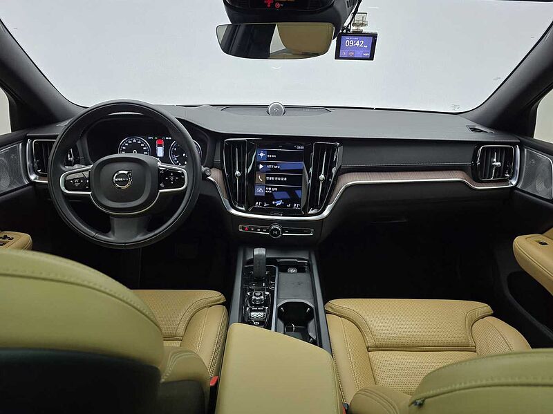 Volvo CC B5 AWD PRO