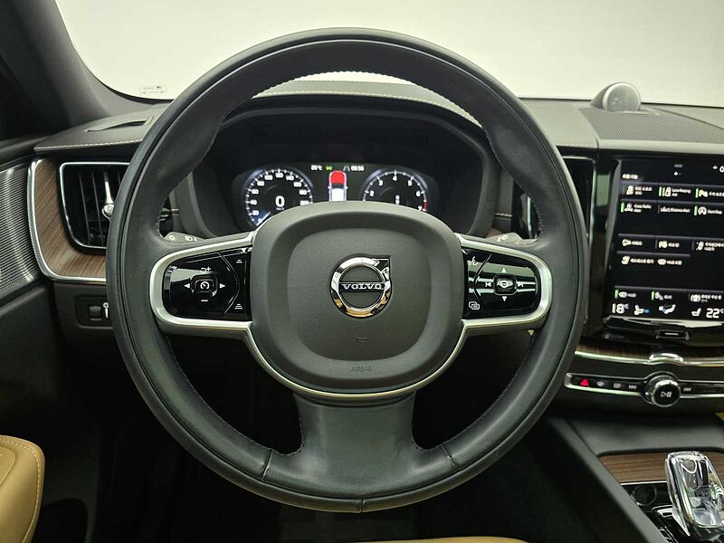 Volvo  Inscription, B5 AWD mild hybrid