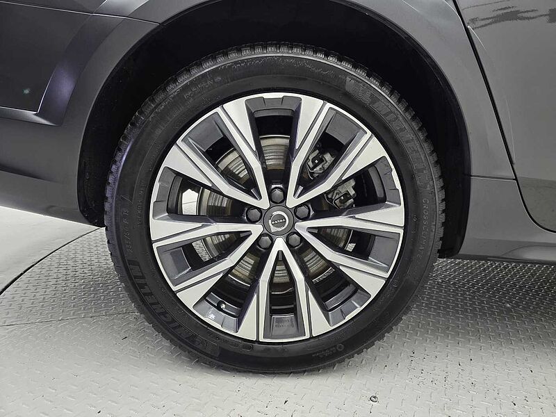 Volvo  Ultimate, B5 AWD mild hybrid, 가솔린