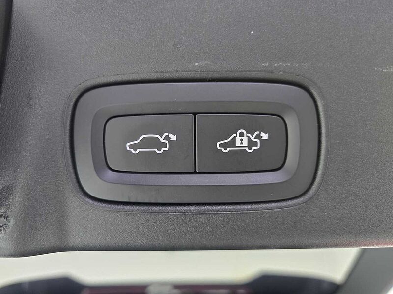 Volvo  Ultimate, B5 AWD mild hybrid, 가솔린