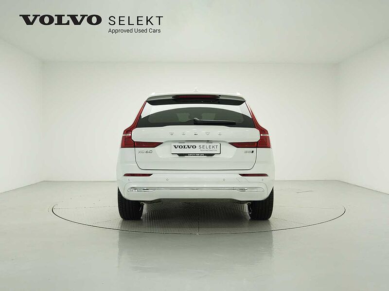 Volvo  Ultimate, B5 AWD mild hybrid, 가솔린, Bright