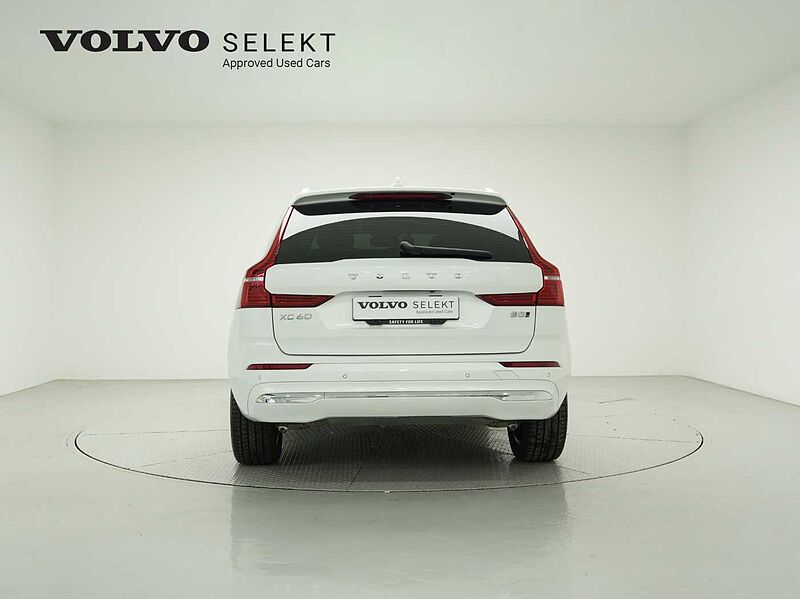 Volvo  Ultimate, B5 AWD mild hybrid, 가솔린, Bright