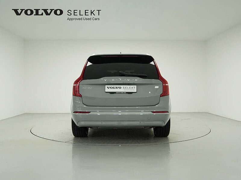 Volvo  Recharge Ultimate, T8 AWD