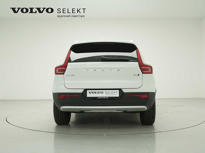 Volvo  Ultimate, B4 AWD 마일드 하이브리드, 가솔린, 브라이트