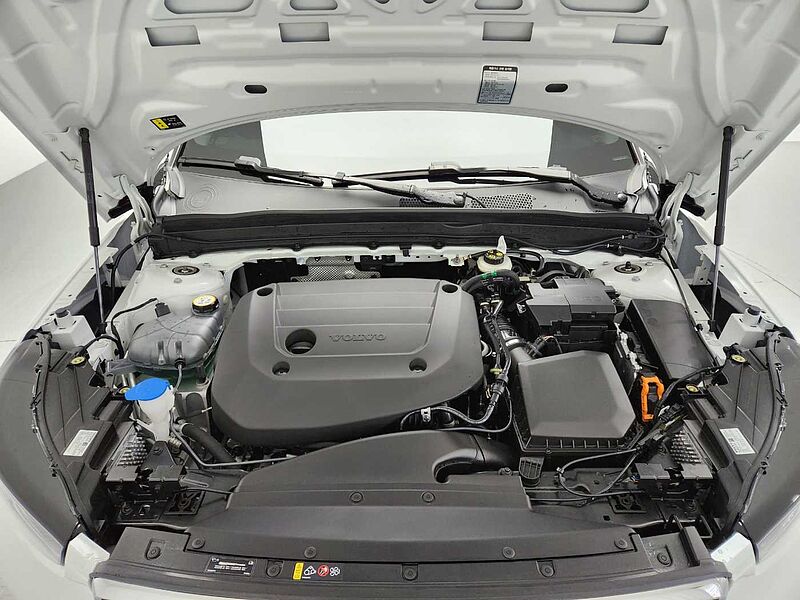 Volvo  Ultimate, B4 AWD 마일드 하이브리드, 가솔린, 브라이트