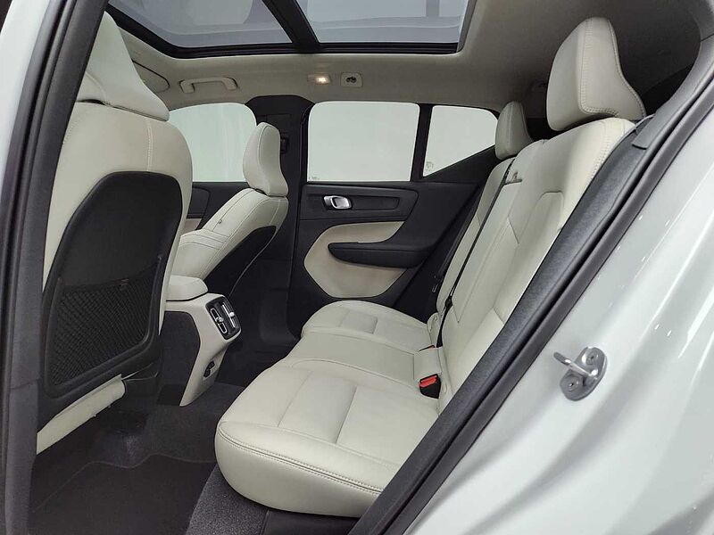 Volvo  Ultimate, B4 AWD 마일드 하이브리드, 가솔린, 브라이트