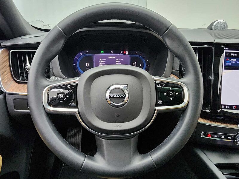 Volvo  Ultimate, B5 AWD 마일드 하이브리드, 가솔린, 브라이트