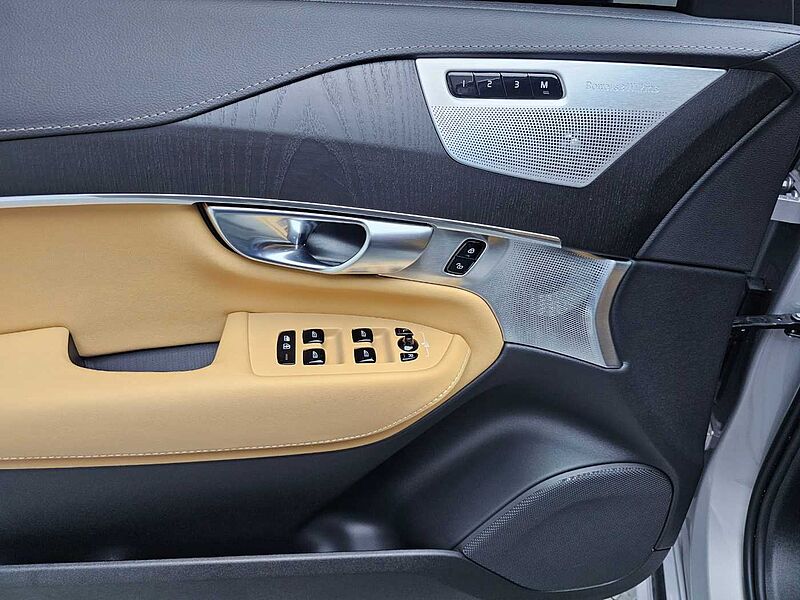 Volvo  Ultimate, B6 AWD 마일드 하이브리드, 가솔린, 브라이트, 7 좌석