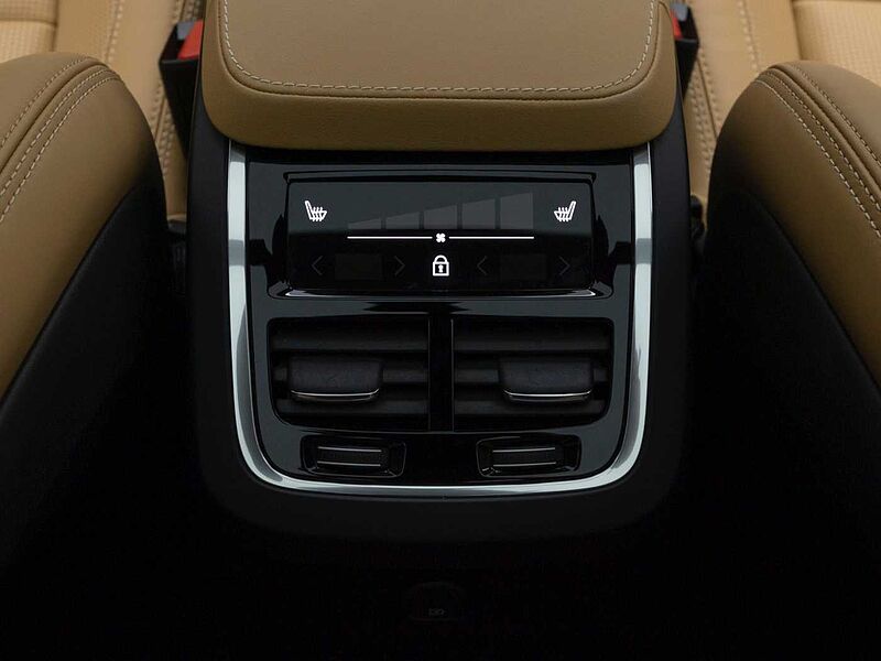 Volvo  Recharge Ultimate, T8 AWD 플러그-인 하이브리드, 전기/가솔린, 브라이트, 7 좌석
