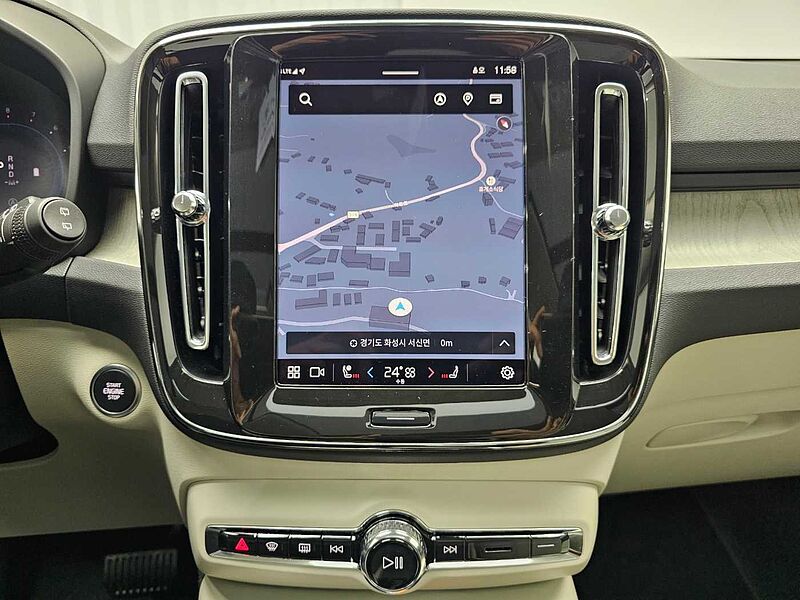 Volvo  Ultimate, B4 AWD 마일드 하이브리드, 가솔린, 브라이트