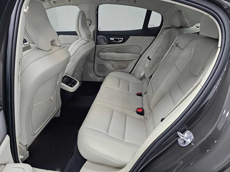 Volvo  Ultra, B5 마일드 하이브리드, 가솔린, 브라이트
