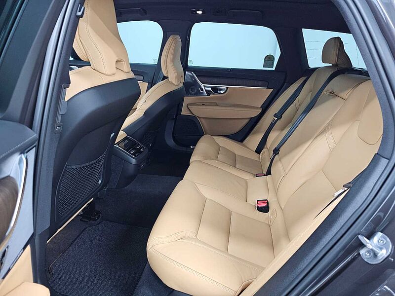 Volvo  Ultimate, B5 AWD 마일드 하이브리드, 가솔린, 브라이트