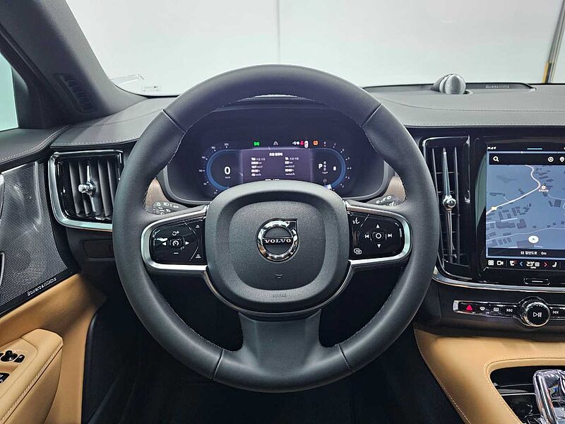 Volvo  Ultimate, B5 AWD 마일드 하이브리드, 가솔린, 브라이트