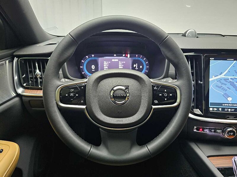 Volvo  Ultra, B5 마일드 하이브리드, 가솔린, 브라이트