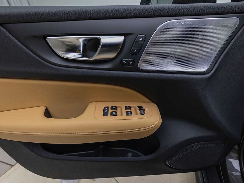 Volvo  Ultimate, B5 AWD 마일드 하이브리드, 가솔린, 브라이트