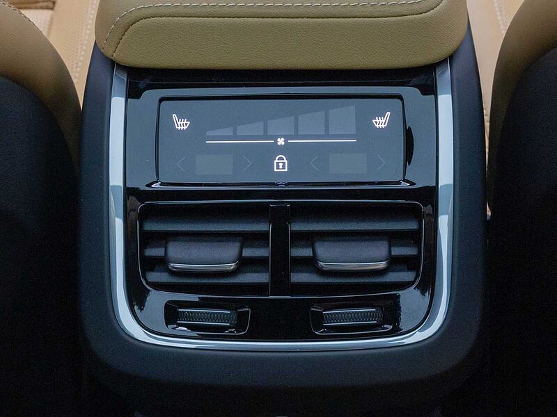 Volvo  Ultimate, B5 AWD 마일드 하이브리드, 가솔린, 브라이트