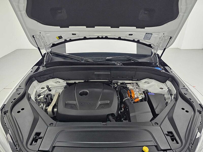 Volvo  Recharge Ultimate, T8 AWD 플러그-인 하이브리드, 전기/가솔린, 브라이트, 7 좌석