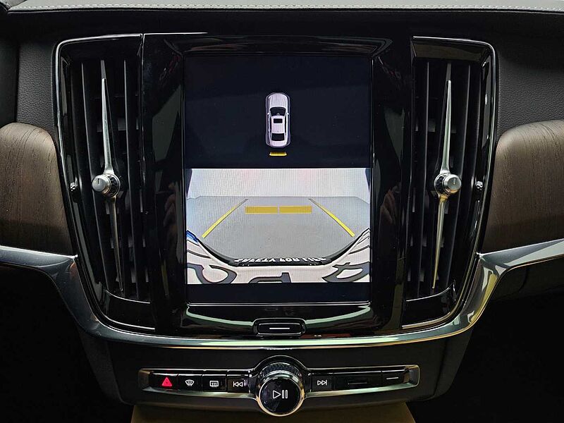 Volvo  Ultimate, B6 AWD mild hybrid, 가솔린, Bright