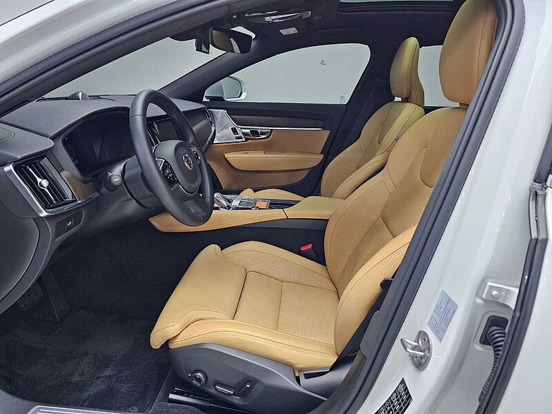 Volvo  Ultimate, B6 AWD mild hybrid, 가솔린, Bright