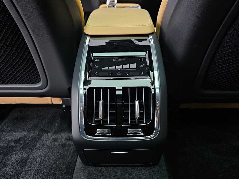 Volvo  Ultimate, B6 AWD mild hybrid, 가솔린, Bright