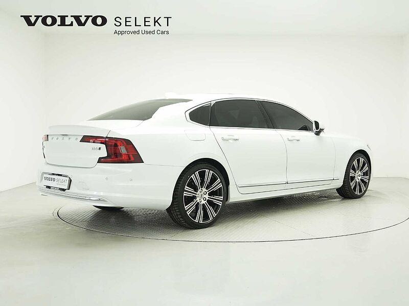 Volvo  Ultimate, B6 AWD mild hybrid, 가솔린, Bright