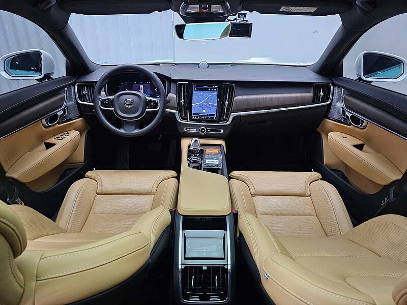 Volvo  Ultimate, B6 AWD mild hybrid, 가솔린, Bright