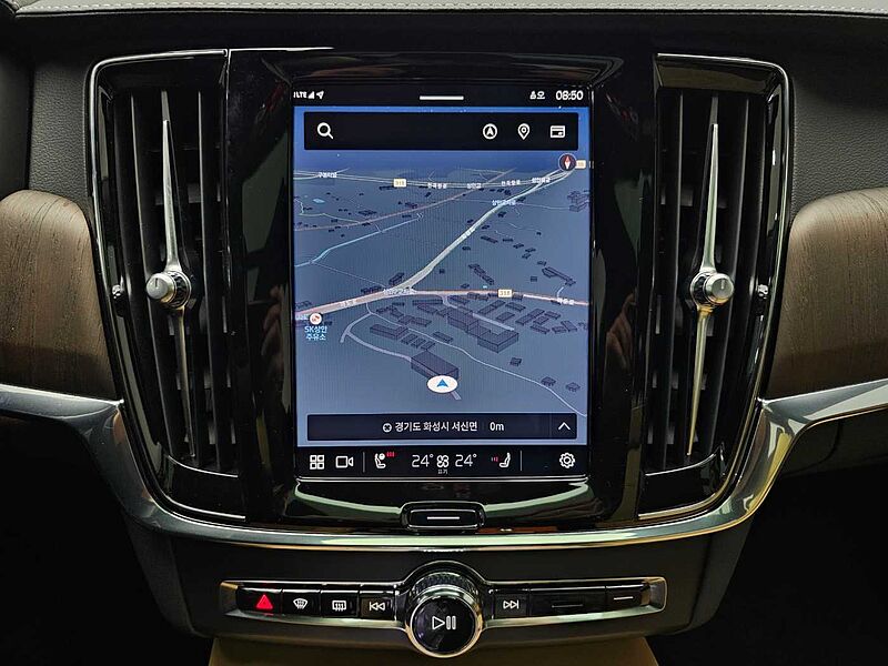 Volvo  Ultimate, B6 AWD mild hybrid, 가솔린, Bright