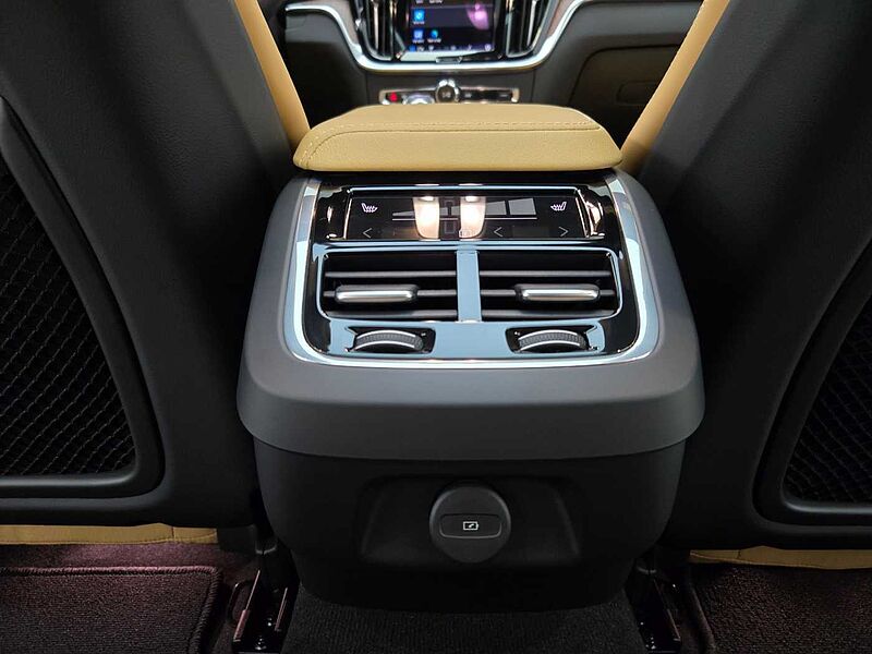 Volvo  Ultimate, B5 마일드 하이브리드, 가솔린, 브라이트