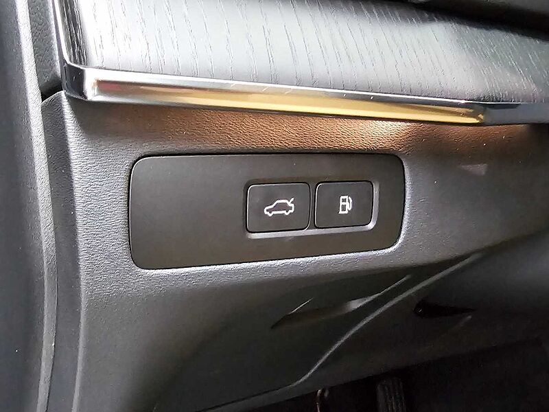 Volvo  Recharge Ultimate, T8 AWD 플러그-인 하이브리드, 전기/가솔린, 브라이트, 7 좌석