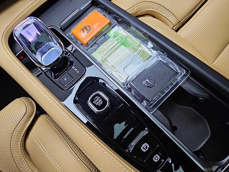 Volvo  Ultimate, B6 AWD 마일드 하이브리드, 가솔린, 브라이트, 7 좌석