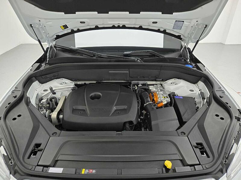 Volvo  Recharge Ultimate, T8 AWD 플러그-인 하이브리드, 전기/가솔린, 브라이트, 7 좌석