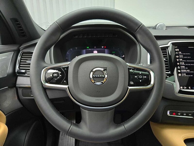 Volvo  Recharge Ultimate, T8 AWD 플러그-인 하이브리드, 전기/가솔린, 브라이트, 7 좌석
