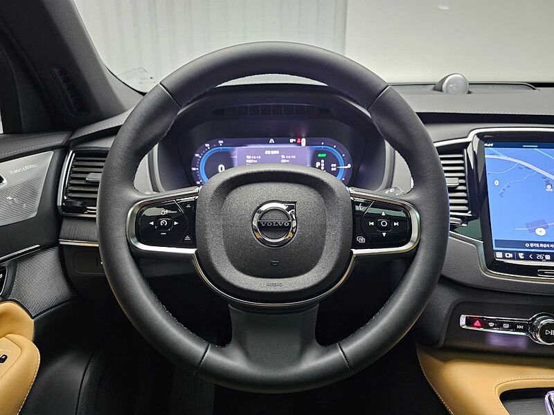 Volvo  Recharge Ultimate, T8 AWD 플러그-인 하이브리드, 전기/가솔린, 브라이트, 7 좌석