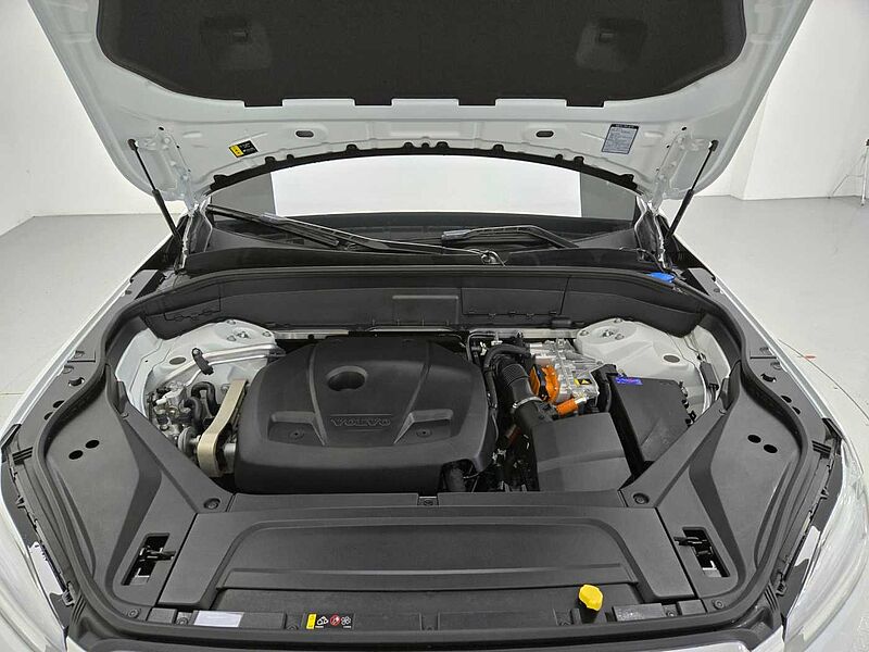 Volvo  Recharge Ultimate, T8 AWD 플러그-인 하이브리드, 전기/가솔린, 브라이트, 7 좌석
