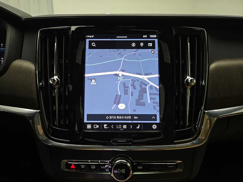 Volvo  Ultimate, B5 AWD 마일드 하이브리드, 가솔린, 브라이트